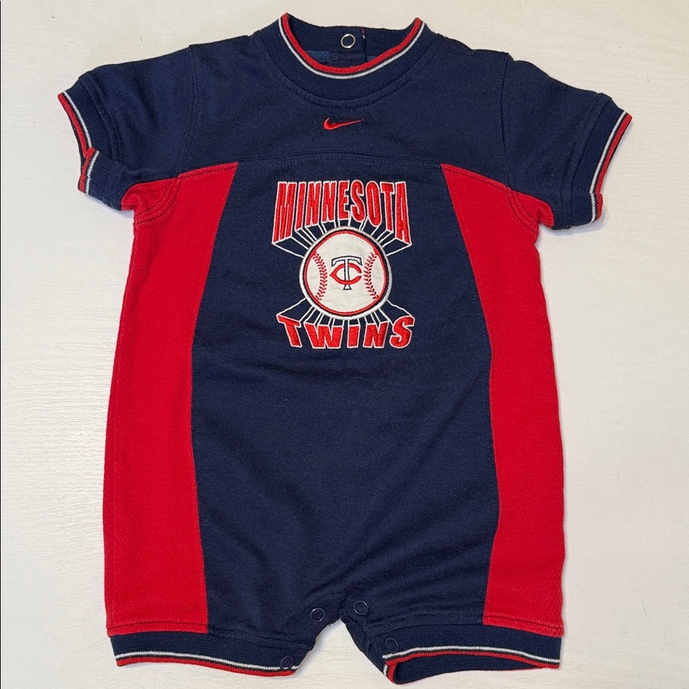 Nike Minnesota Twins MLB Baseball 6-9month